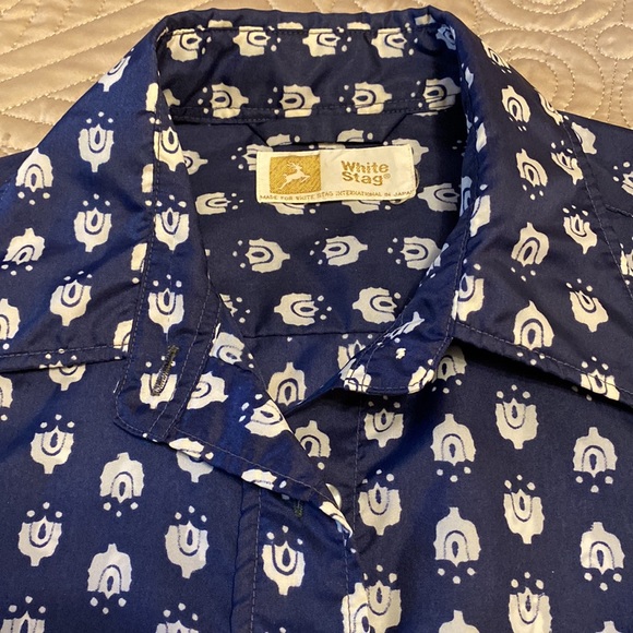 White Stag Navy with Cream Blouse - Picture 3 of 4